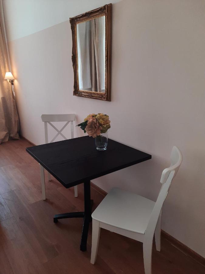 Apartment In City Centre Prag Exterior foto